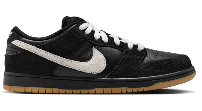 Nike SB Dunk Low Pro 'Black / White'